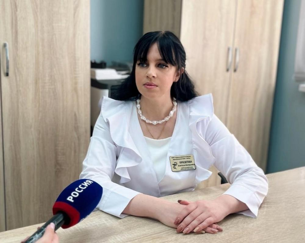 Заведующая отделением профилактики ГКБ им. Архиепископа Луки Анастасия Просветова ответила на вопросы программы «Вести-Тамбов» о комплектовании дорожной аптечки