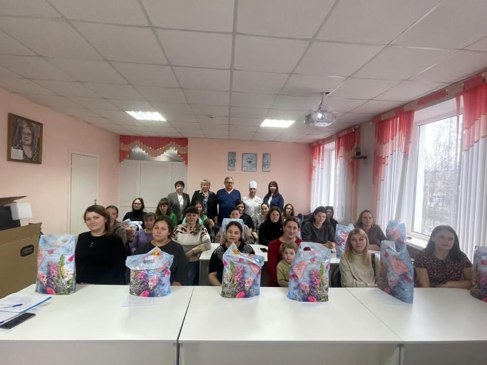 ТОГБУЗ «Сосновская ЦРБ» прошло мероприятие, посвященное Дню матери