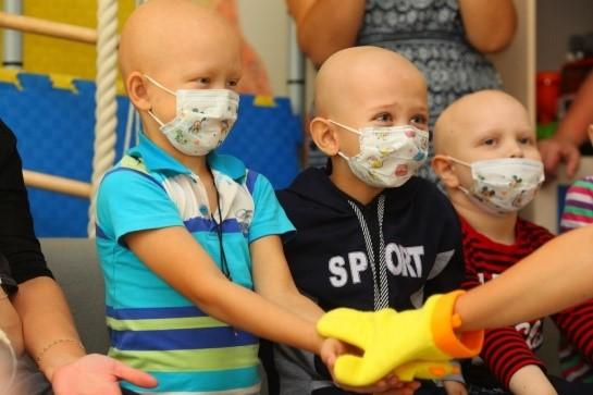 15 февраля — Международный день детей, больных раком